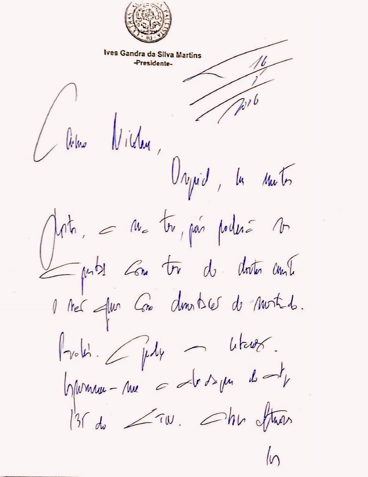 Bilhete escrito por Ives Gandra